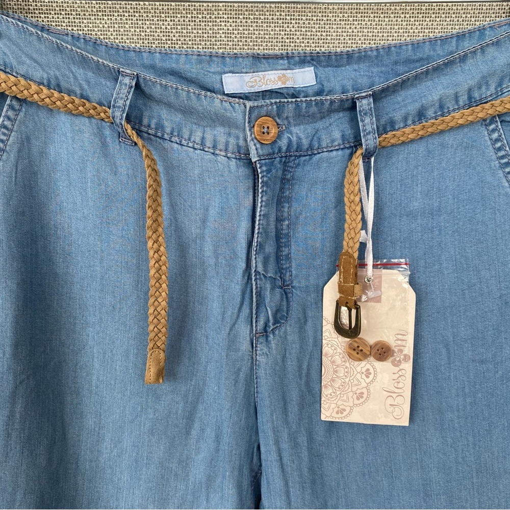 Blossom Light Blue Casual Jeans with Braided Tan Belt- NWT